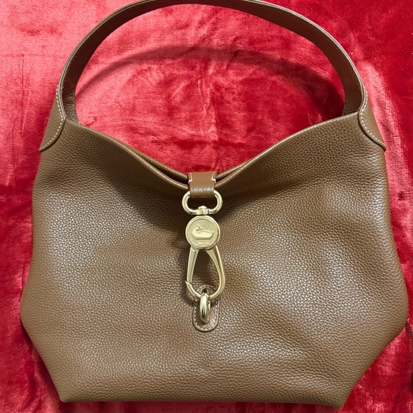 NWOT, Dooney & Bourke Logo Lock Shoulder Bag - Picture 1 of 16